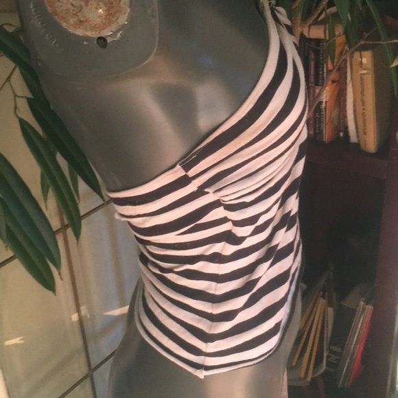 Striped halter top - Picture 3 of 4